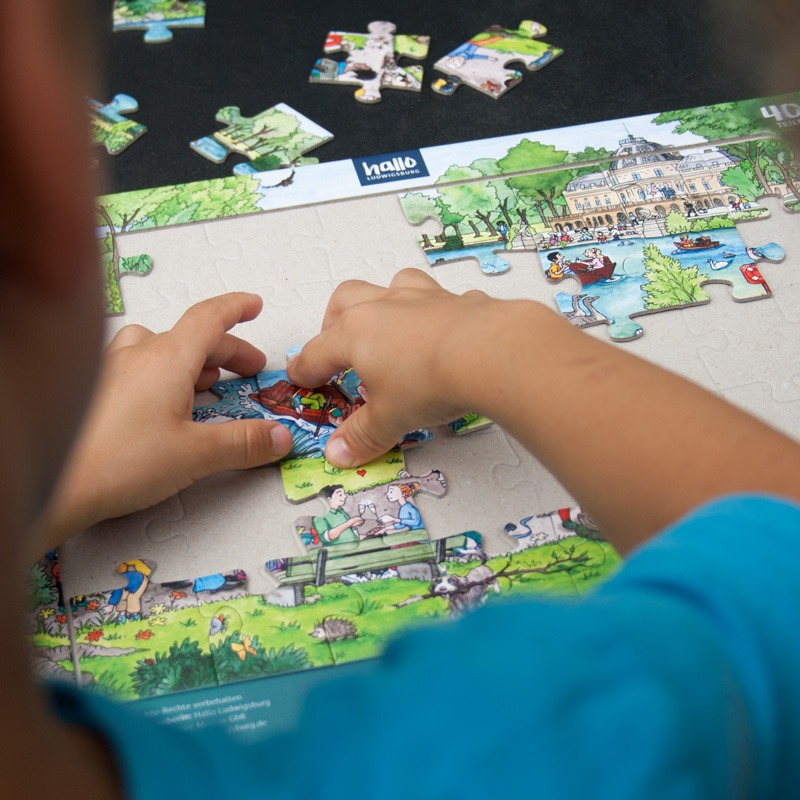 Puzzle »Am Monrepos wimmelts«